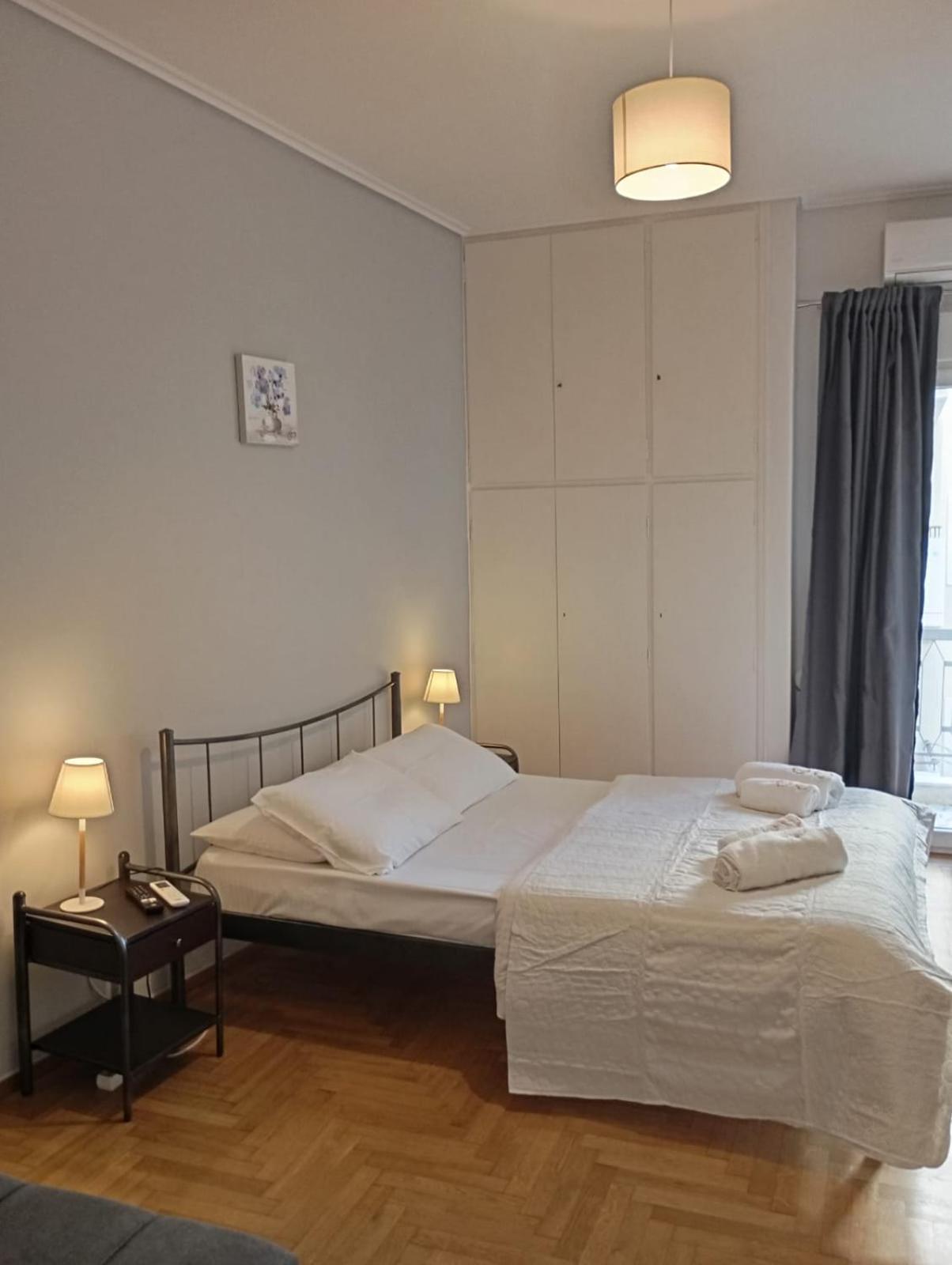 Cozy Ionias Near Metro Station *